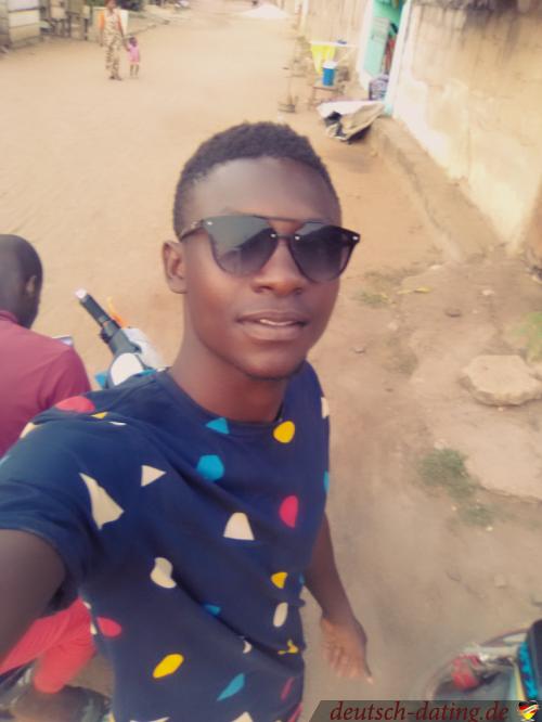 majeste - date a German, 100% free majeste