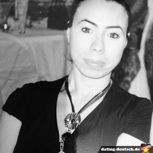 nadiou81 - date a German, 100% free nadiou81