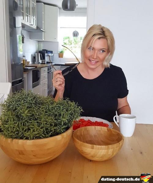 oriane10 - date a German, 100% free oriane10