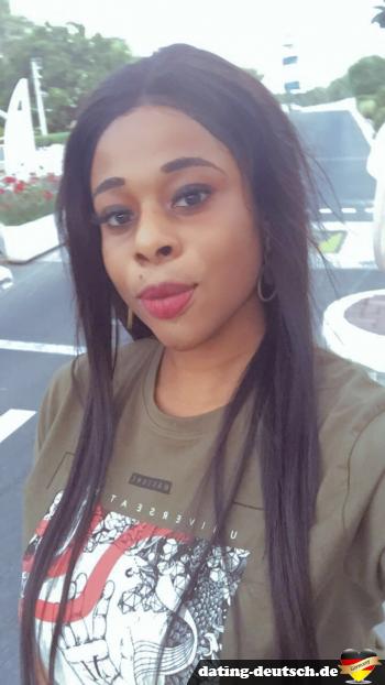 laure995 - date a German, 100% free laure995