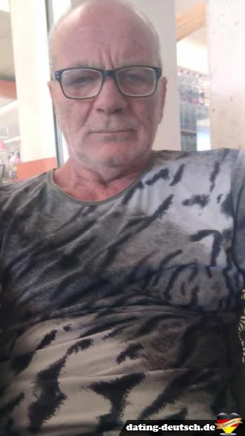 charles93 - date a German, 100% free charles93