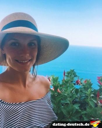 angela04 - date a German, 100% free angela04