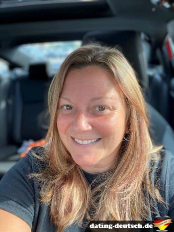 naomicurry - date a German, 100% free naomicurry