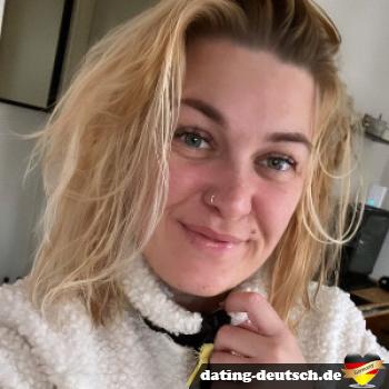monica23 - date a German, 100% free monica23